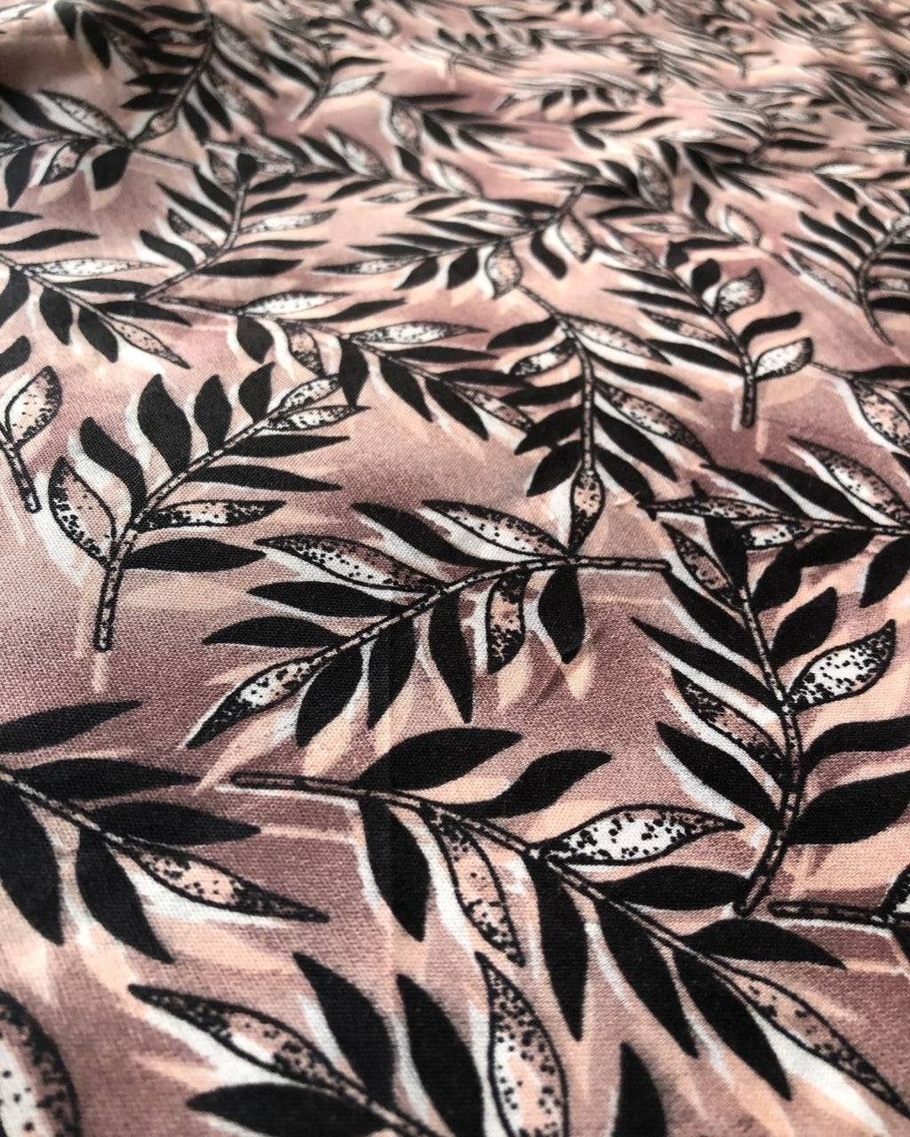 2 Piece Unstitched – Polo Cotton Printed 02 (Get Any 1 Free🎁)