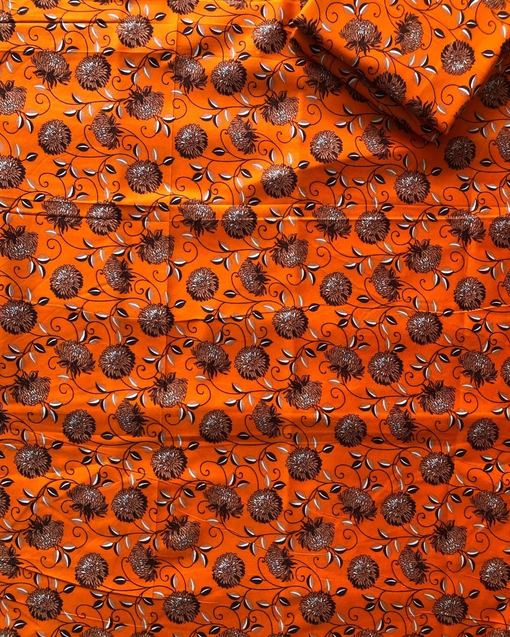 2 Piece Unstitched – Polo Cotton Printed 29 (Get Any 1 Free🎁)