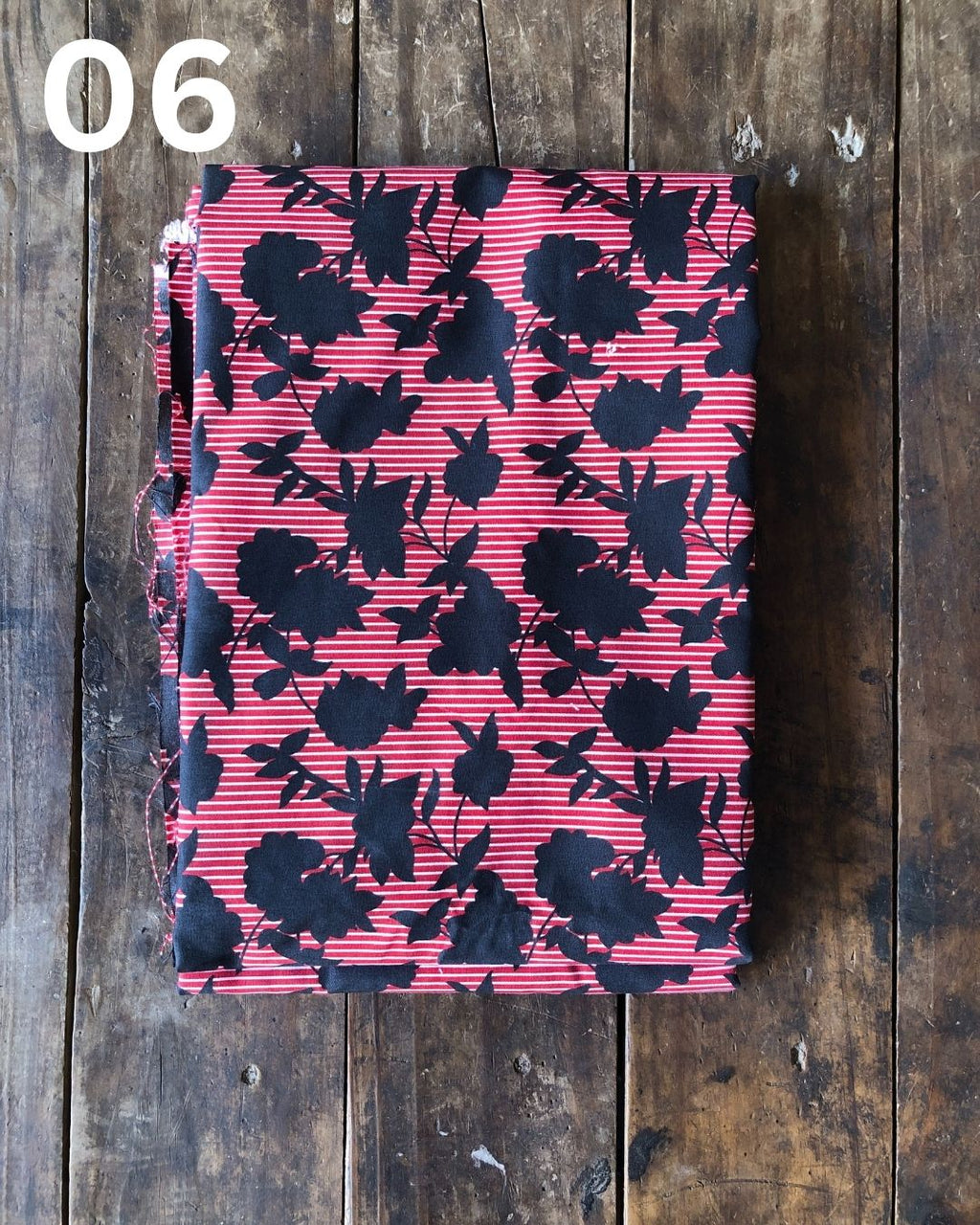 2 Piece Unstitched – Polo Cotton Printed 06 (Get Any 1 Free🎁)