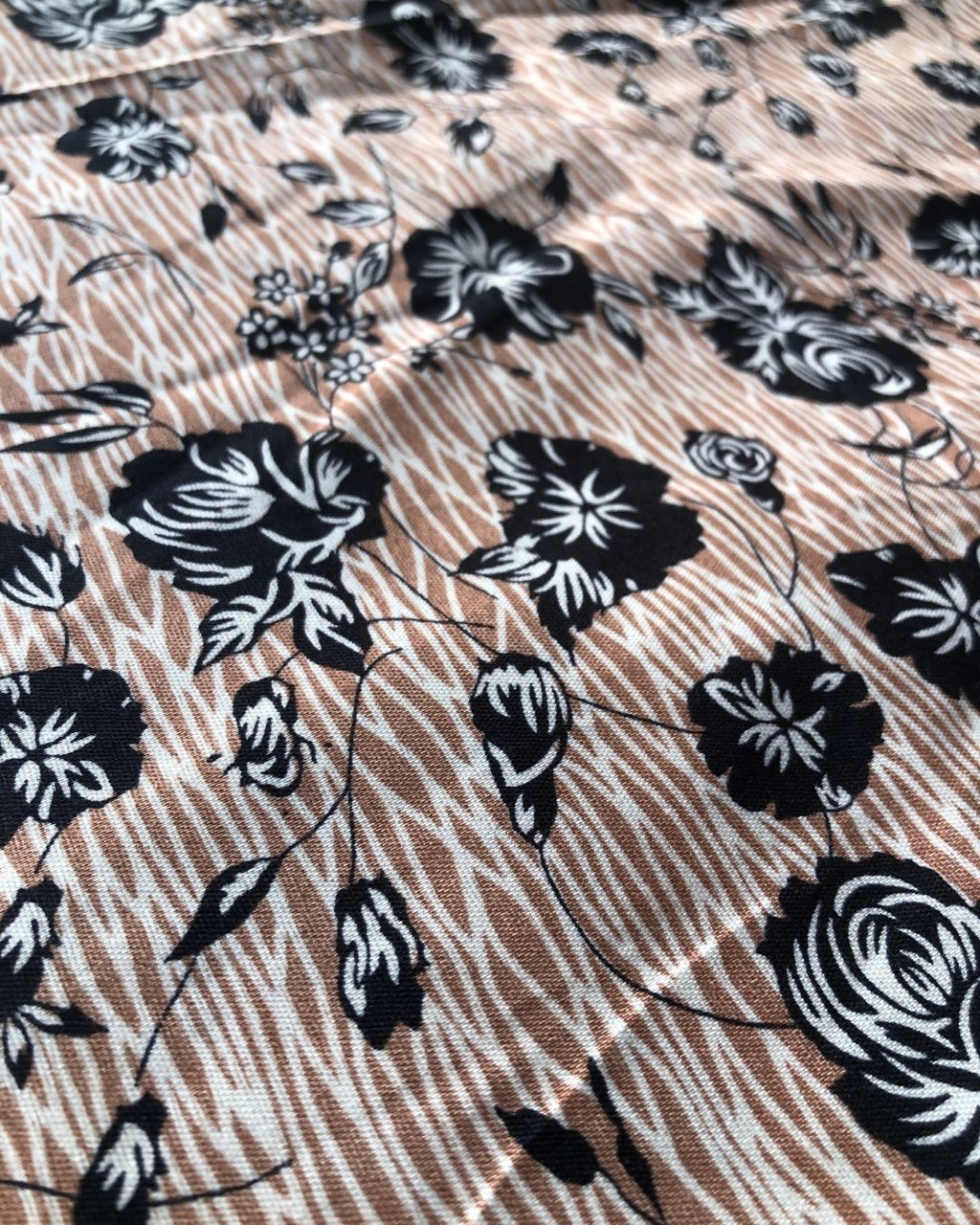 2 Piece Unstitched – Polo Cotton Printed 30 (Get Any 1 Free🎁)